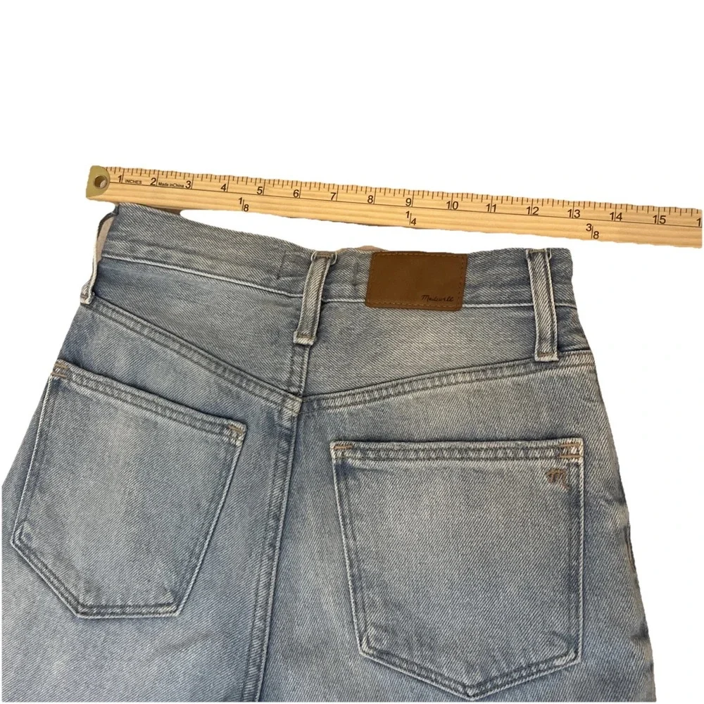 Madewell Womens Perfect Mom Jean 24p Distressed Light Wash EUC & SOFT Fast Ship - Picture 4 of 6